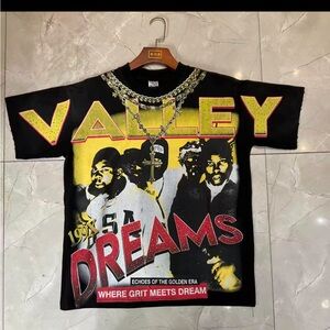 Valley Dreams Graphic T-Shirt